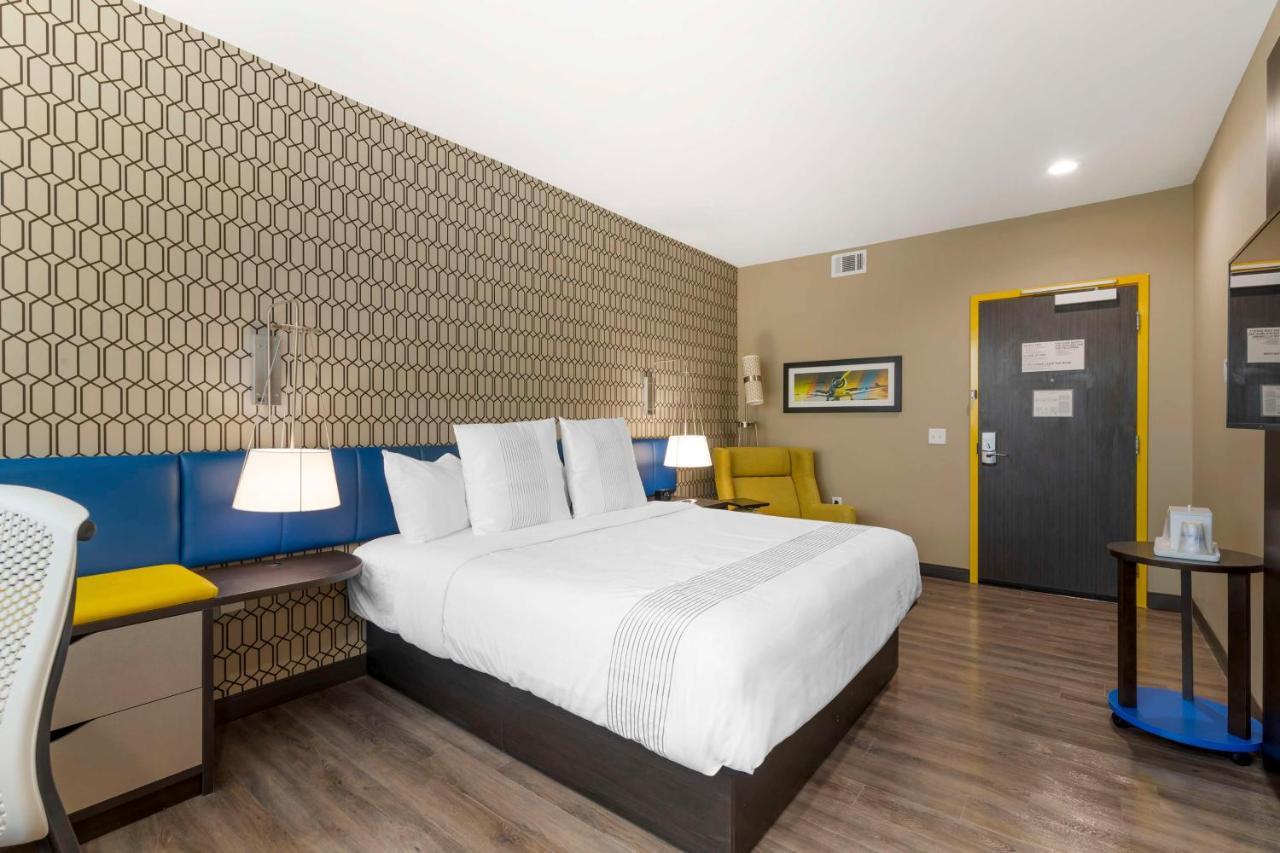 GLo Best Western Pooler - Savannah Airport Hotel Bagian luar foto