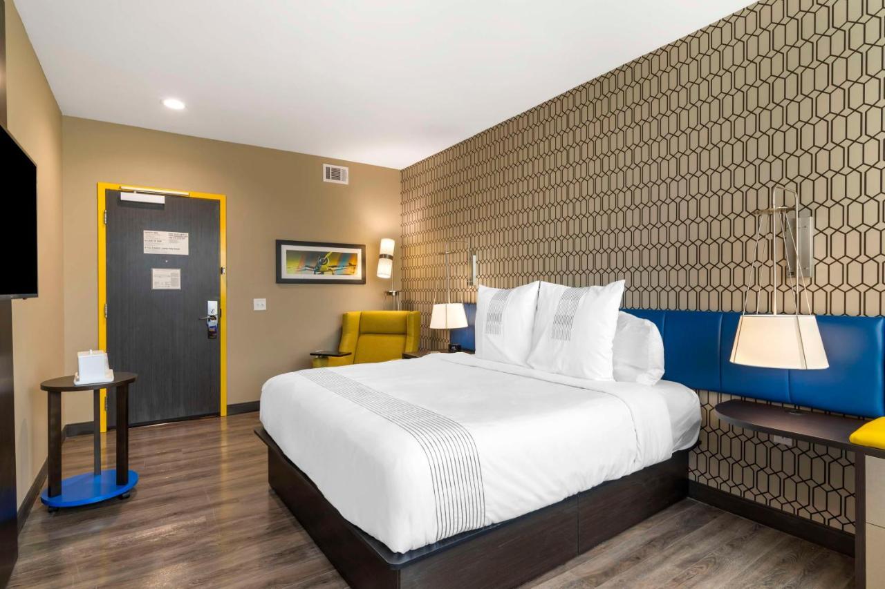 GLo Best Western Pooler - Savannah Airport Hotel Bagian luar foto