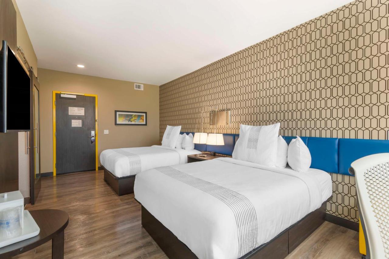 GLo Best Western Pooler - Savannah Airport Hotel Bagian luar foto